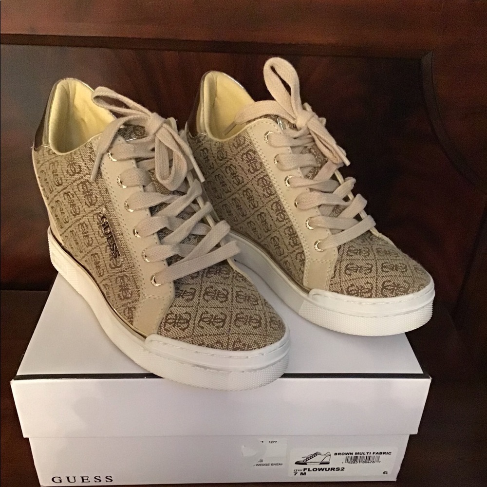 Guess Flowurs Sneaker